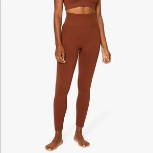 We wore what seamless brunette leggings